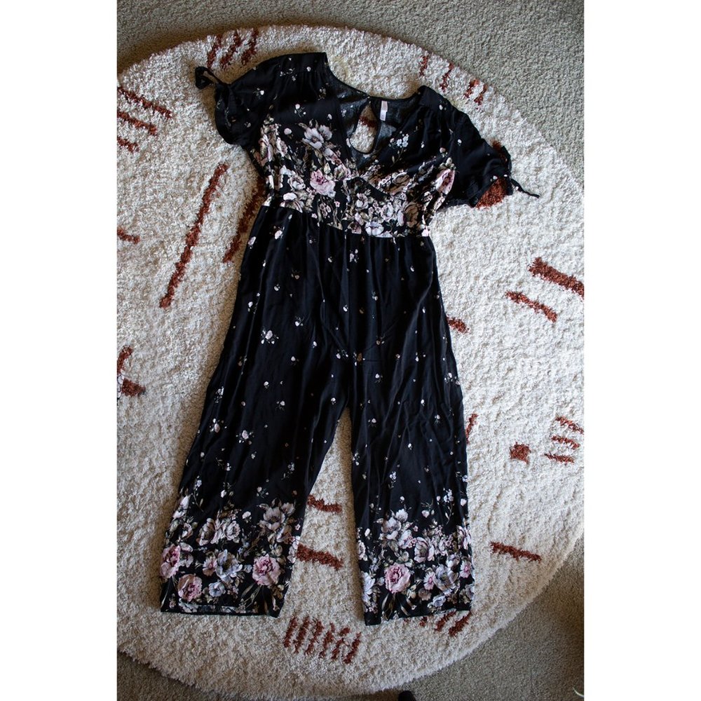 Xhilaration Navy Flower Pattern Jumpsuit